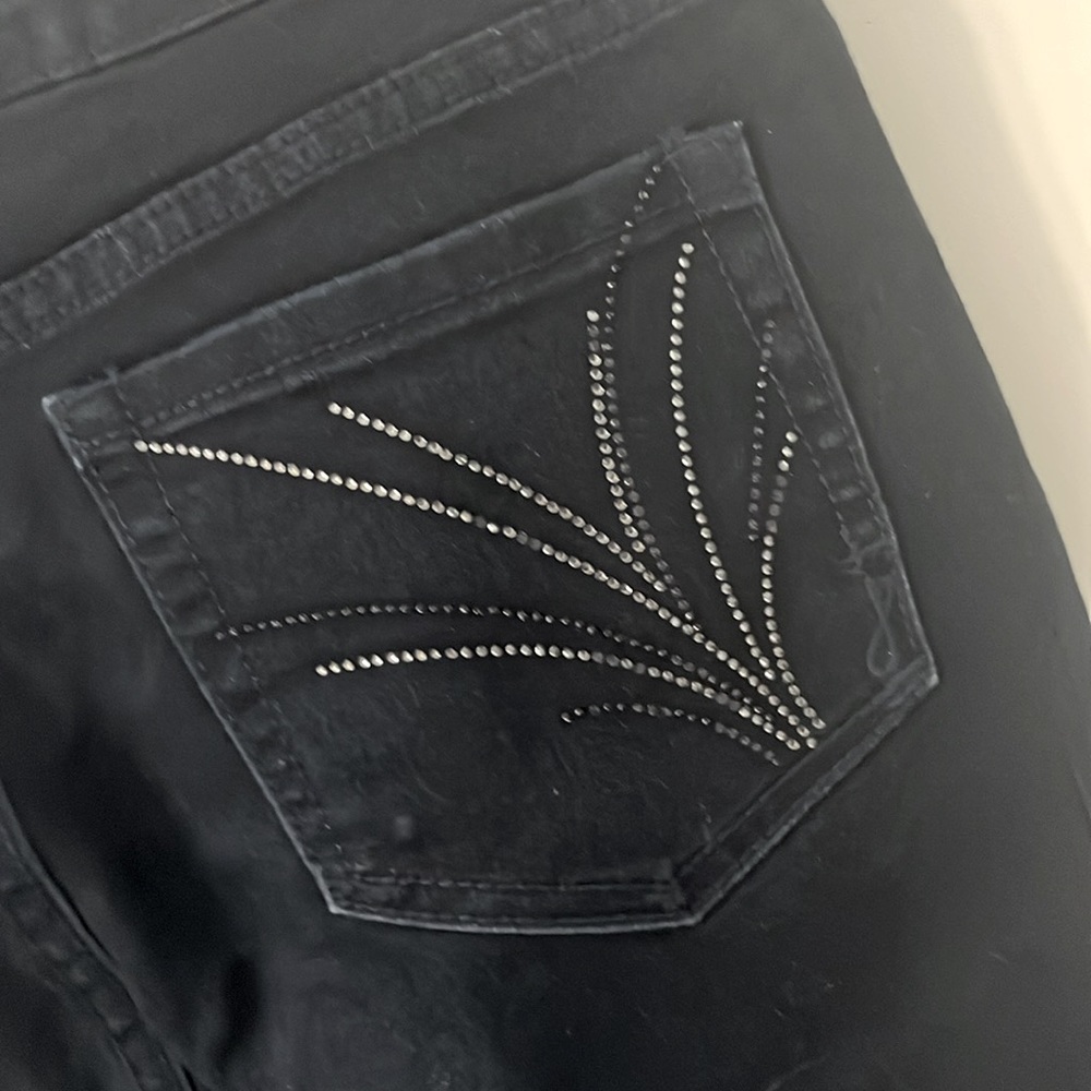 JONES NY Jeans Mercer Bootcut Black Secret Slimming Rhinestone Pocket Pants NWOT - Picture 7 of 12
